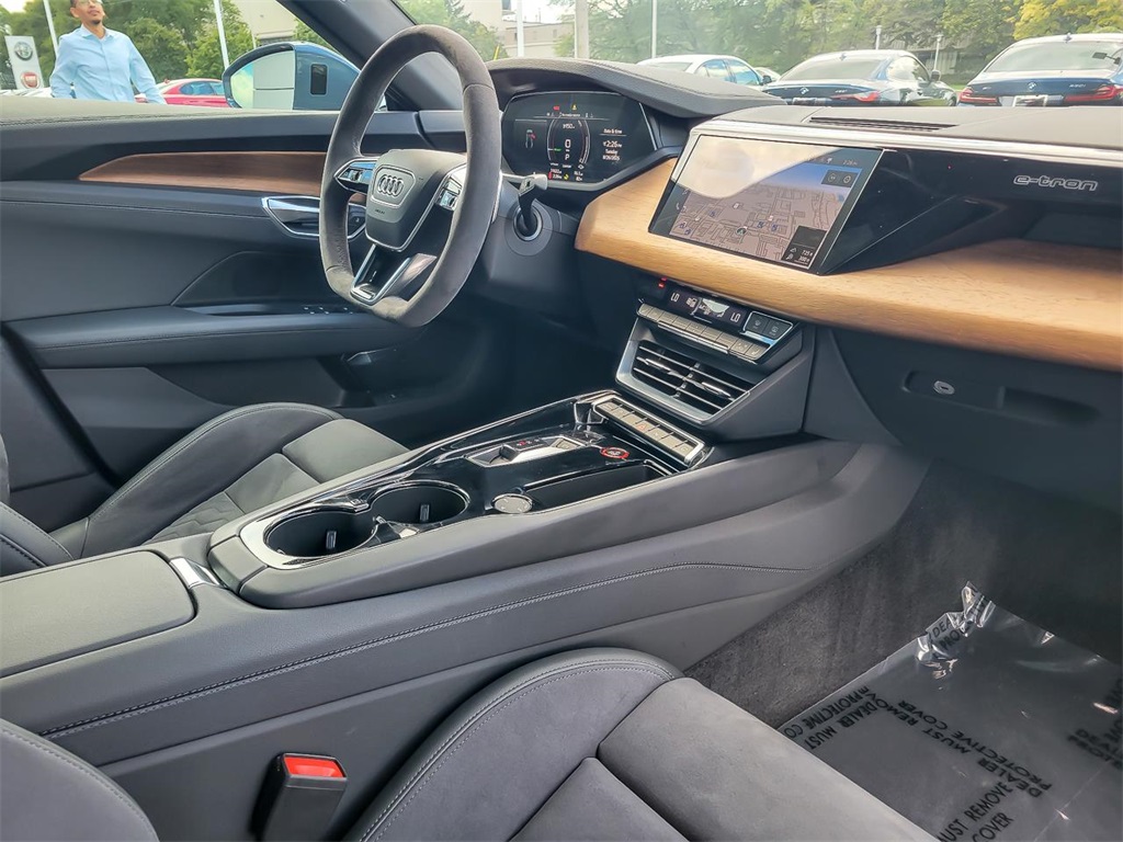 2023 Audi e-tron GT Premium Plus photo 23