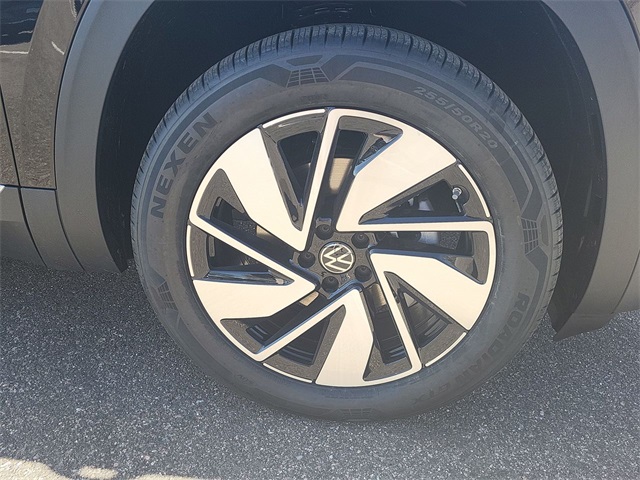 2025 Volkswagen Atlas SE photo 16
