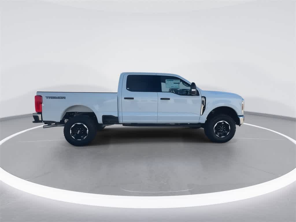 2025 Ford F-350 XLT photo 21
