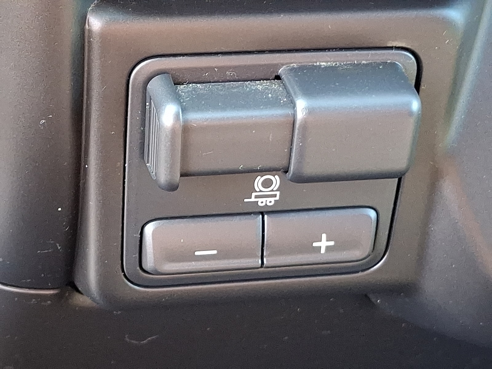 2020 Chevrolet Silverado 1500 LT photo 21