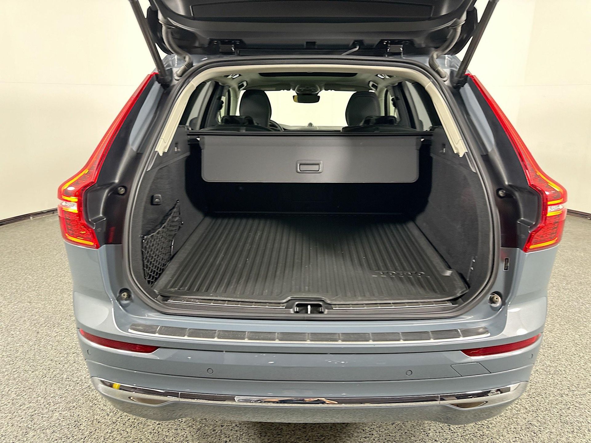 2023 Volvo XC60 B5 Ultimate photo 27