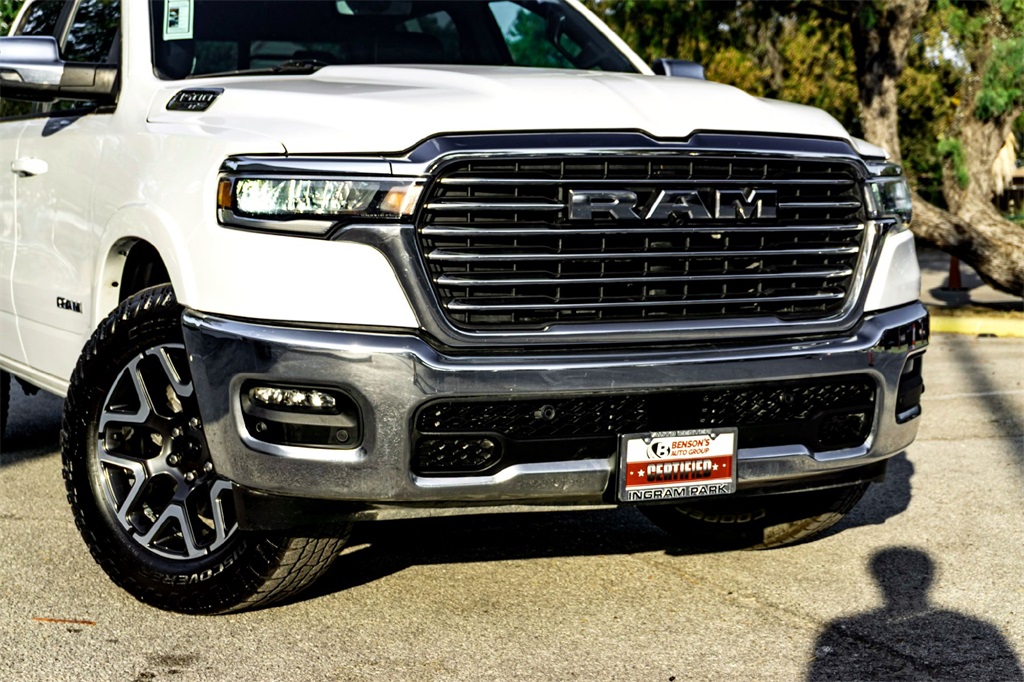 2025 Ram 1500 Laramie photo 3