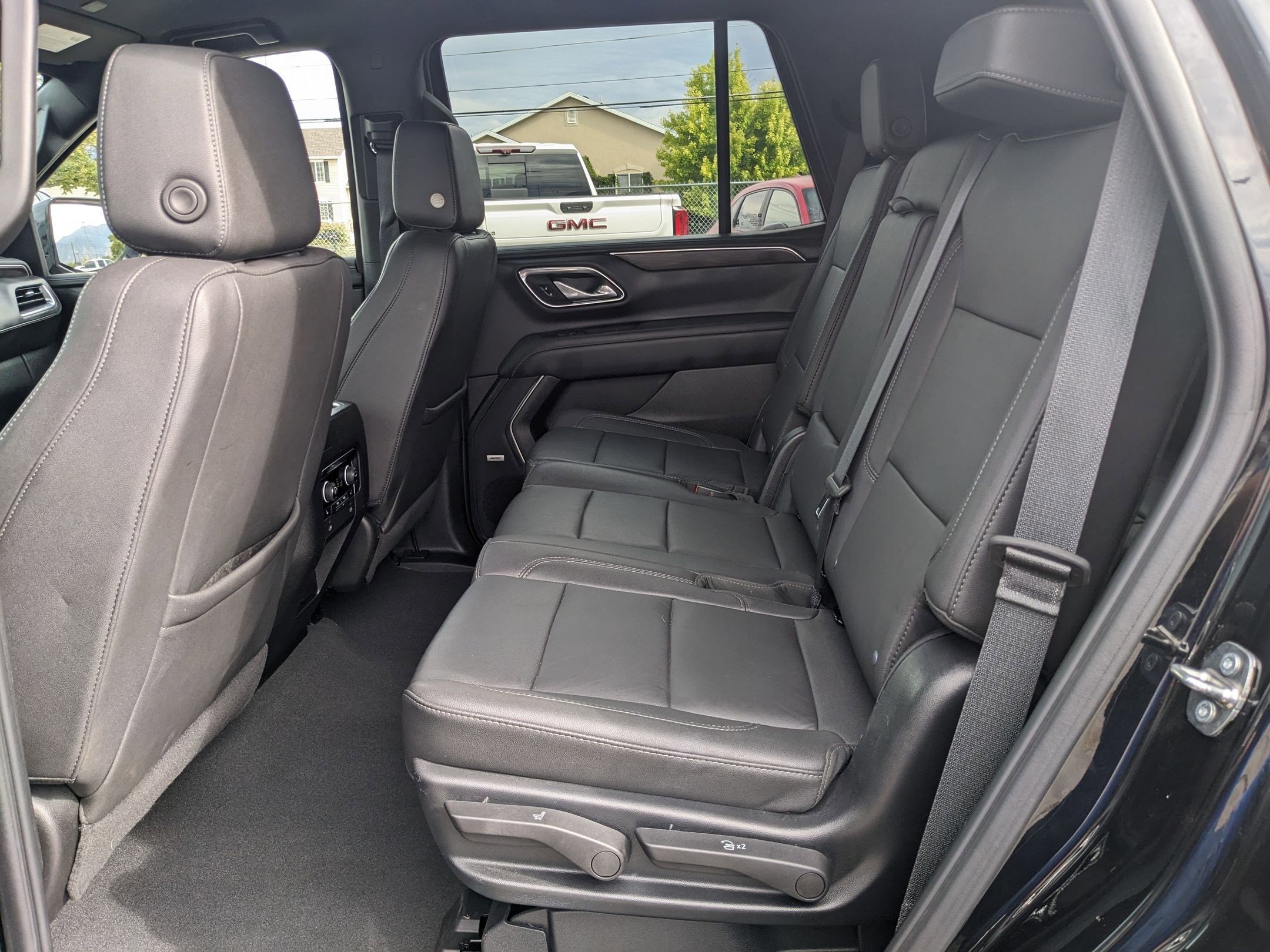 2023 Chevrolet Tahoe LT photo 24