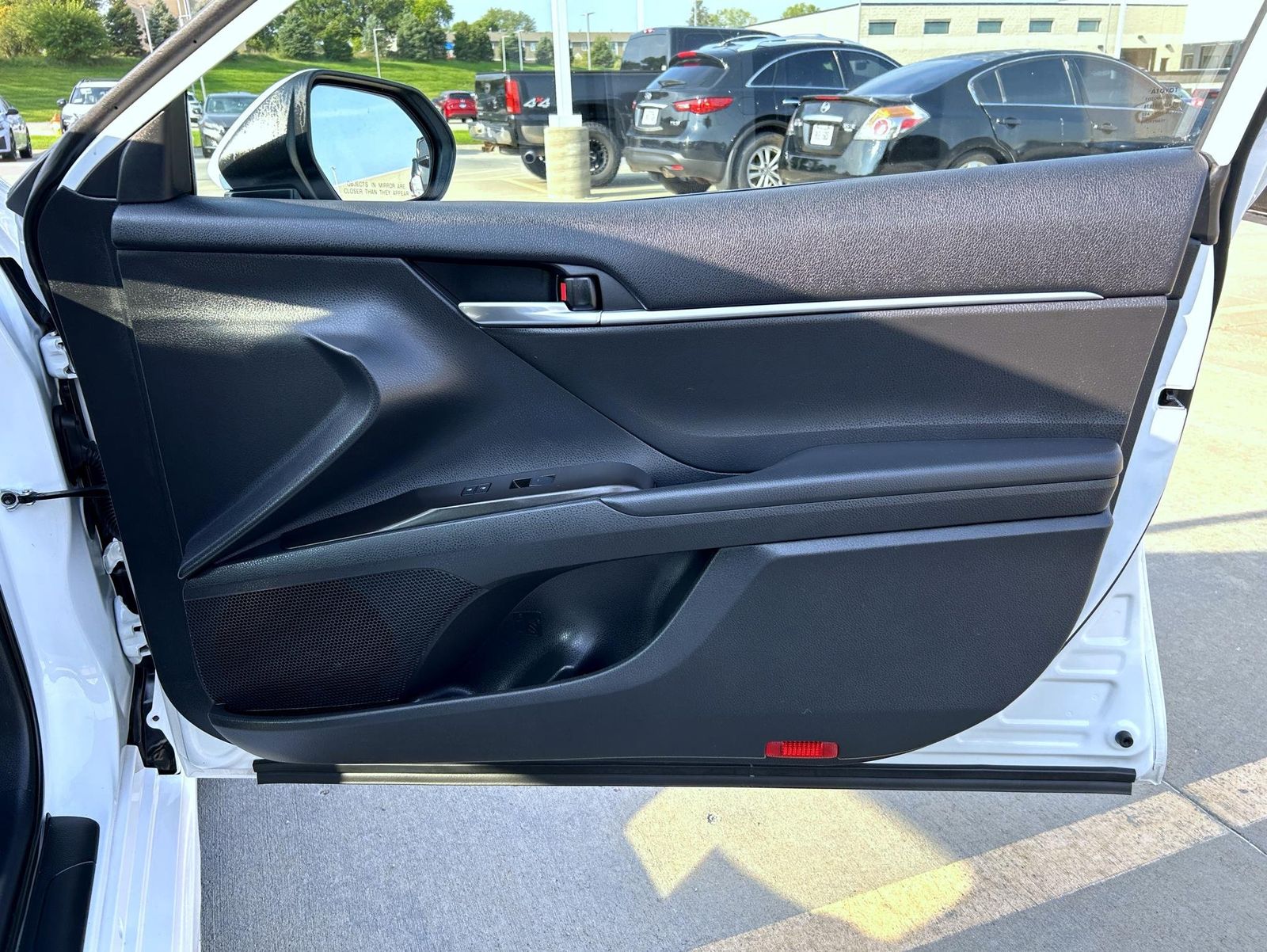 2024 Toyota Camry SE photo 15