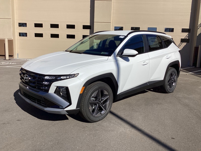 2026 Hyundai Tucson SEL photo 2