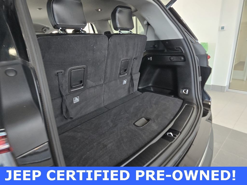 2021 Jeep Grand Cherokee Limited photo 12