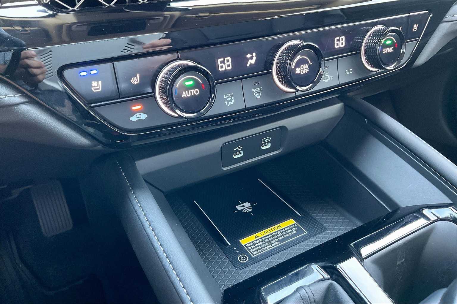 2023 Honda Accord Hybrid Touring photo 29