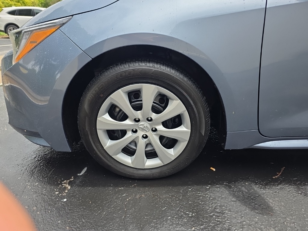 Used 2024 Celestite Toyota LE image 5