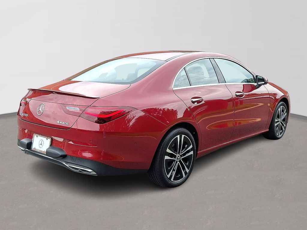 2025 Mercedes Benz CLA 250 4MATIC photo 4