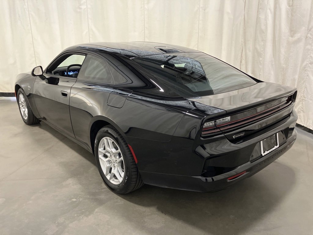 2025 Dodge Charger R/T photo 18