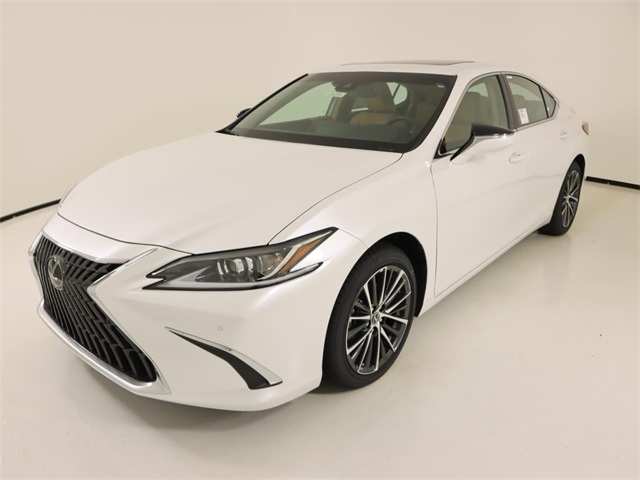 2025 Lexus ES 300h photo 7