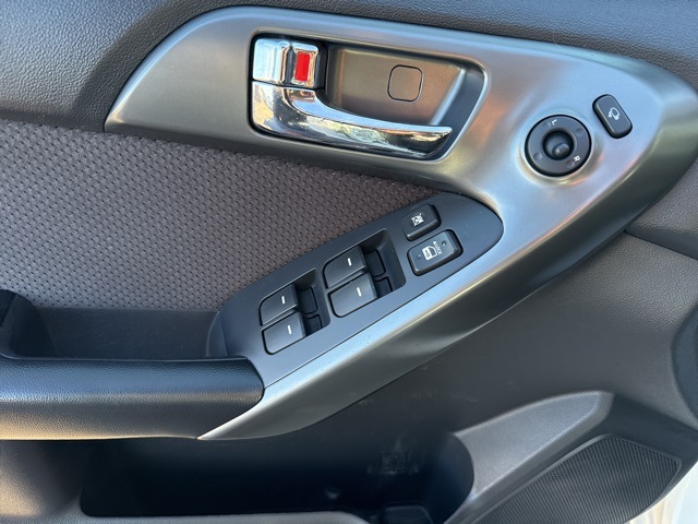 2013 Kia Forte EX photo 17