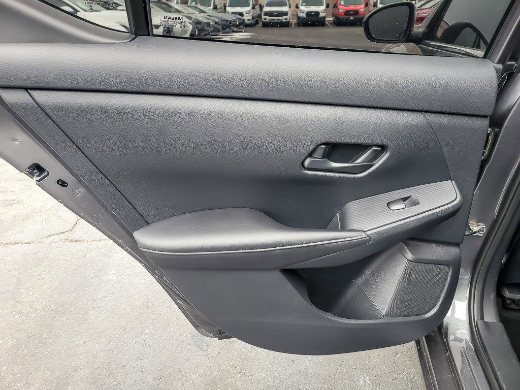 2025 NISSAN SENTRA - Image 23