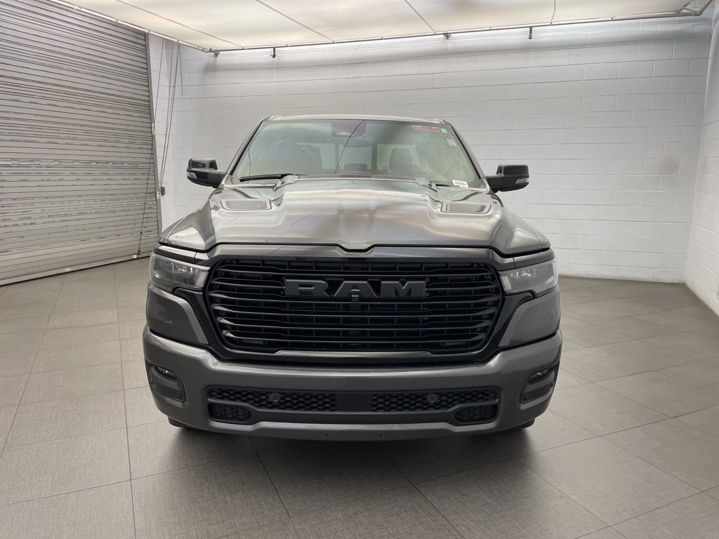 2025 Ram 1500 Laramie photo 4