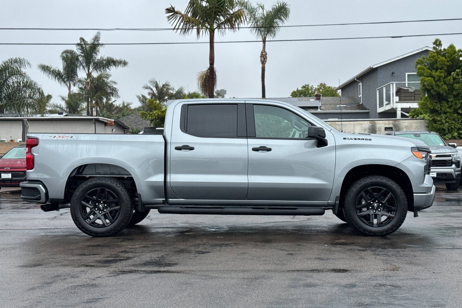 2025 Chevrolet Silverado 1500 Custom photo 3