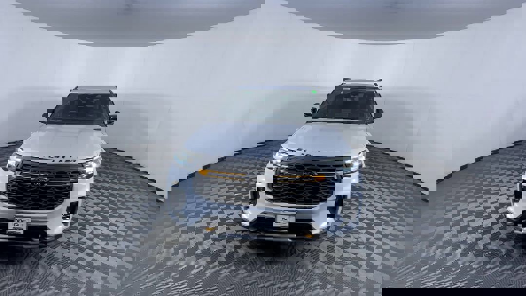 2026 Ford Explorer photo 3