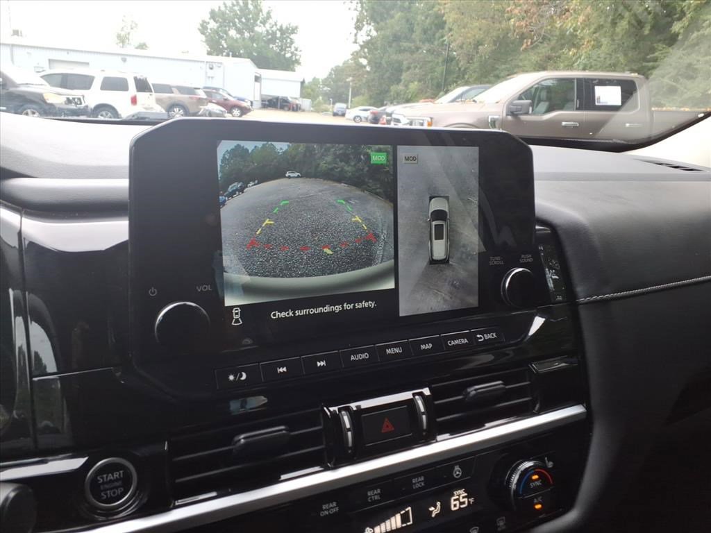 2022 Nissan Pathfinder SL photo 17