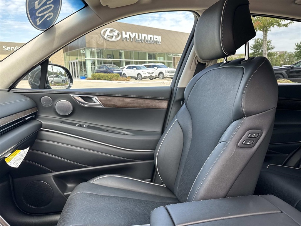 2025 Genesis GV80 3.5T Advanced photo 14