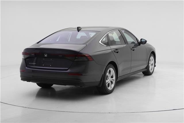 2025 Honda Accord LX photo 2
