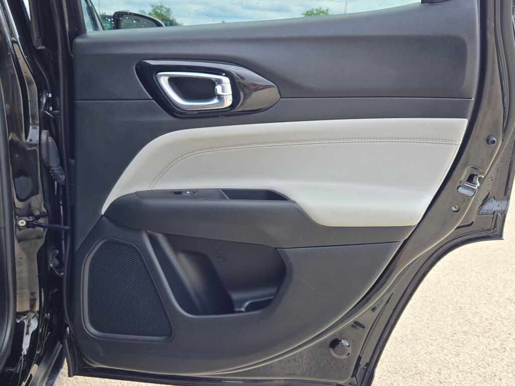 2022 Jeep Compass Limited photo 11