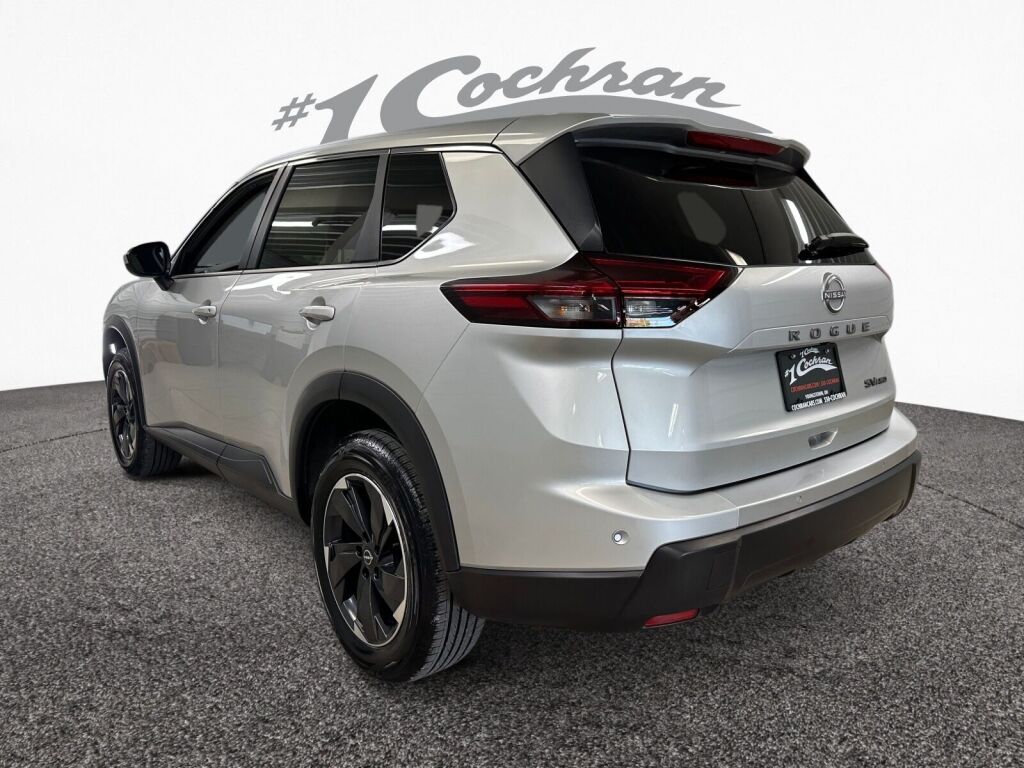 2024 Nissan Rogue SV photo 17