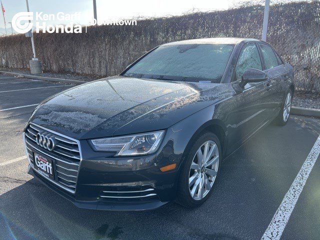 2017 Audi A4 Premium's photo