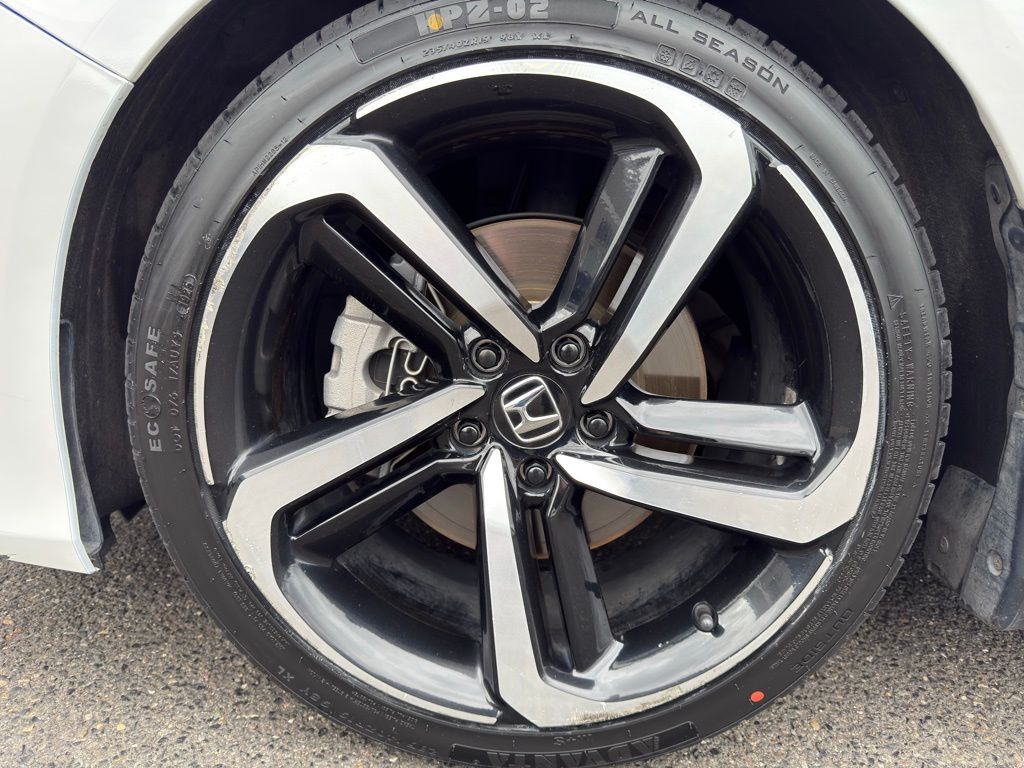2022 Honda Accord Sport photo 10