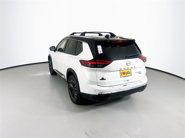 2026 Nissan Rogue Platinum photo 6