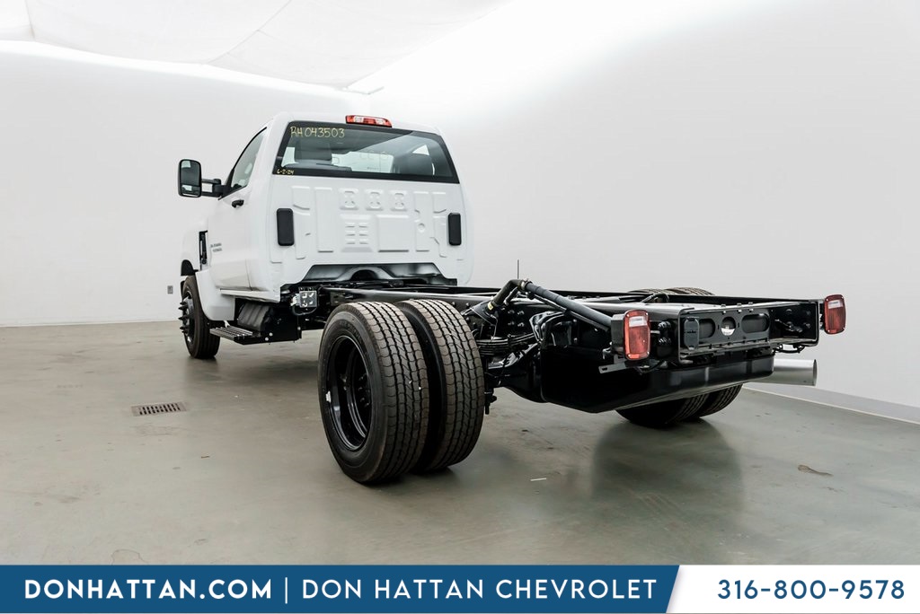 2023 Chevrolet Silverado 4500HD Work Truck photo 28