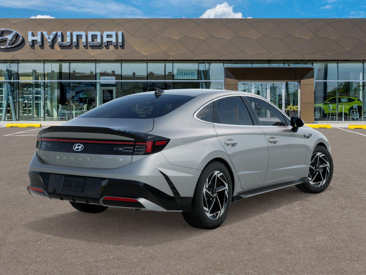 2026 Hyundai Sonata SEL Sport photo 2