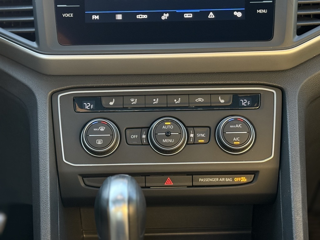 2021 Volkswagen Atlas Cross Sport V6 SE Technology R-Line photo 25