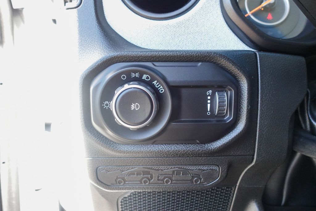 2024 Jeep Wrangler Sport S photo 17