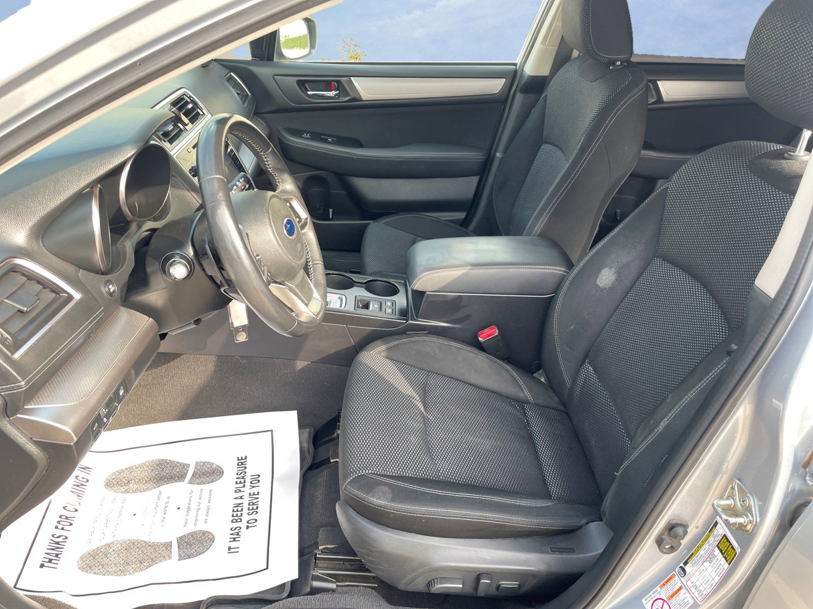2019 Subaru Outback 2.5i Premium photo 13