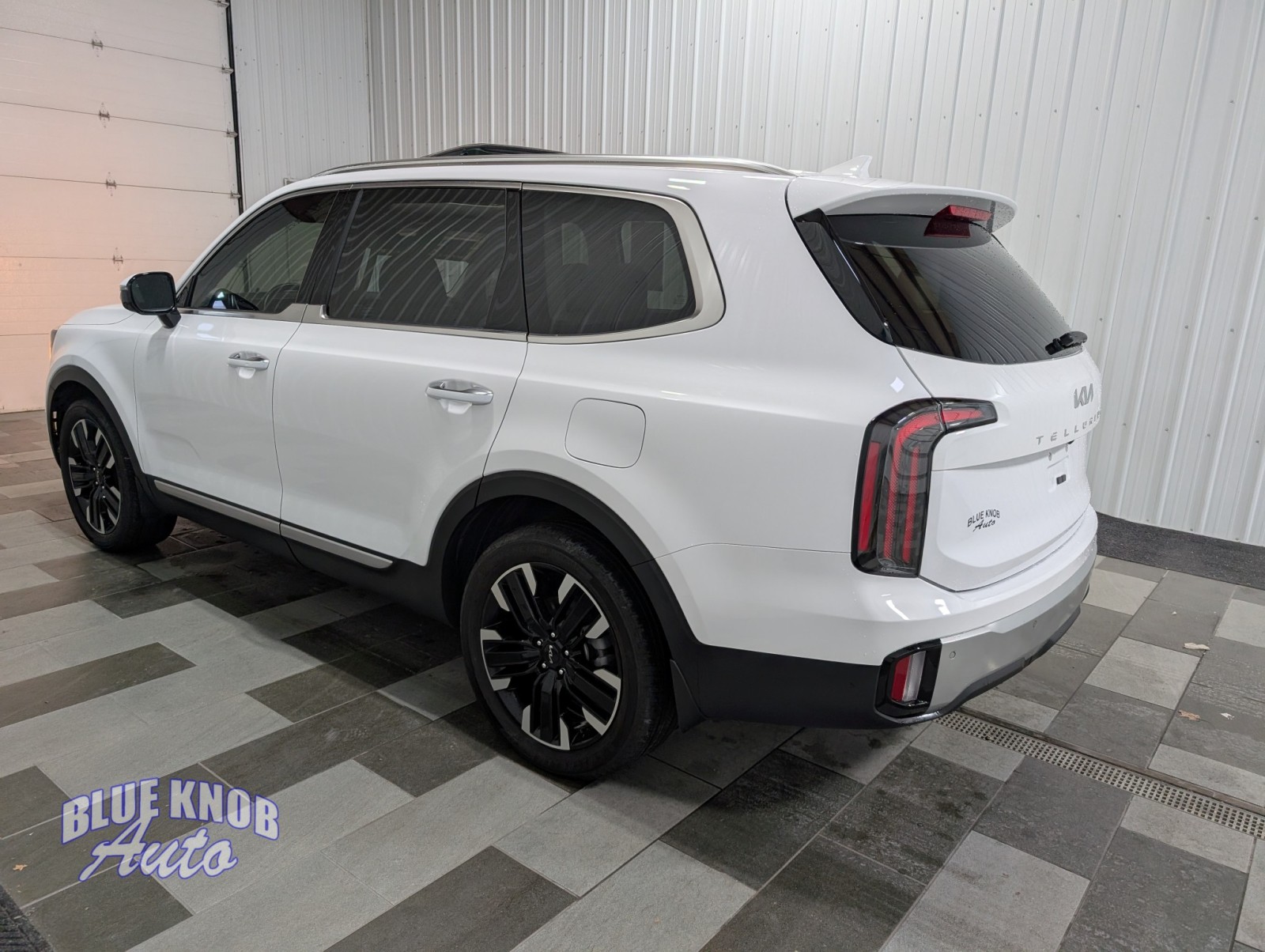 2024 Kia Telluride SX X-Line Prestige X-Pro photo 2