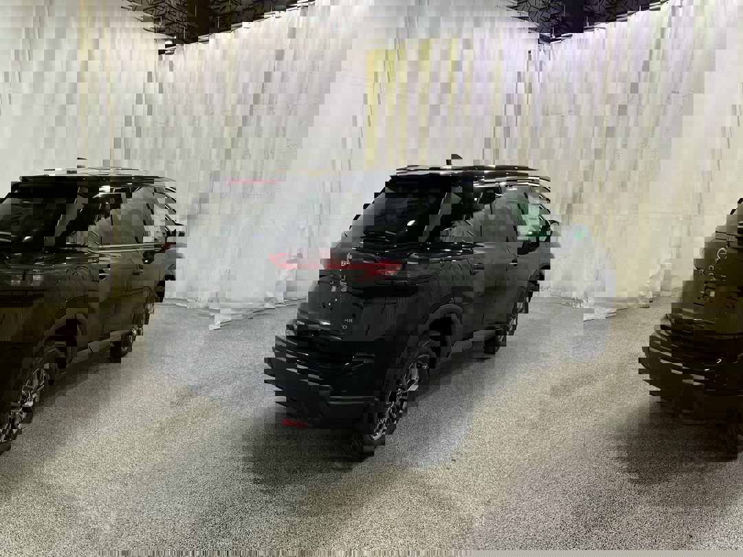 2026 Nissan Rogue S photo 3