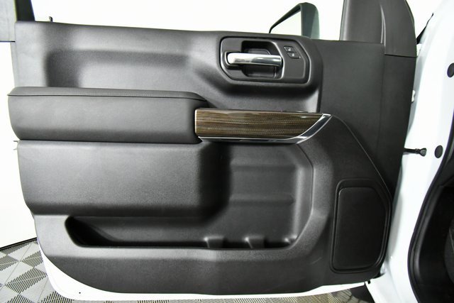 2025 Chevrolet Silverado 3500HD LT photo 20