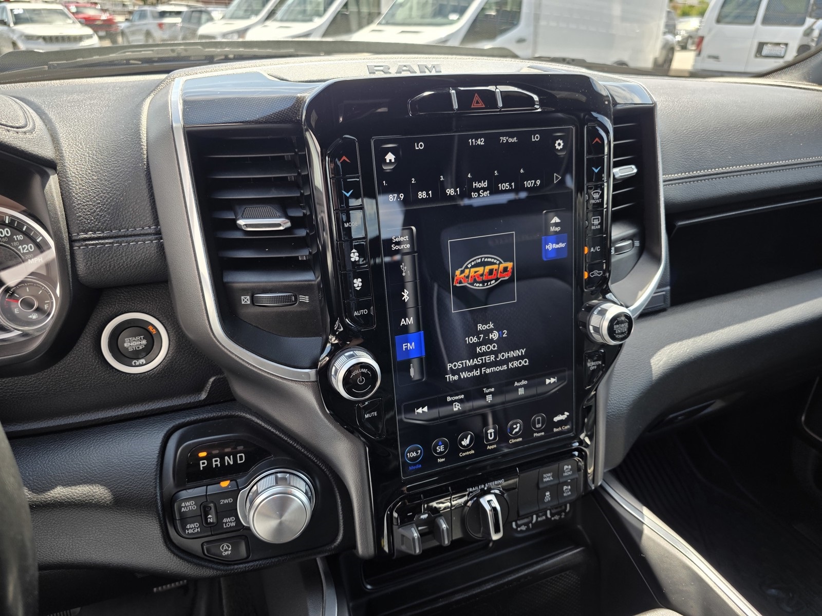 2021 Ram 1500 Laramie photo 22