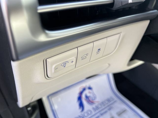 2025 Hyundai Tucson SEL Convenience photo 3