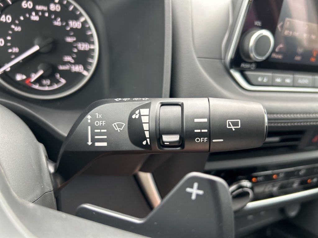 2025 Nissan Rogue S photo 7