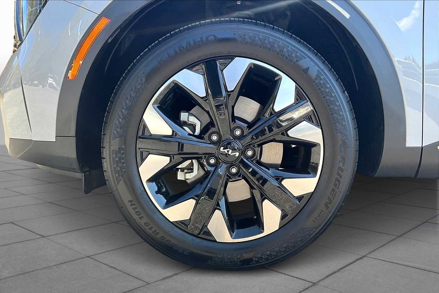 2023 Kia Sportage X-Line photo 9