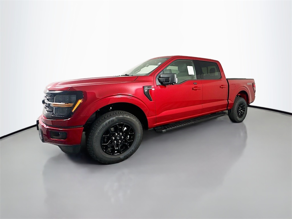 2025 Ford F-150 XLT photo 3
