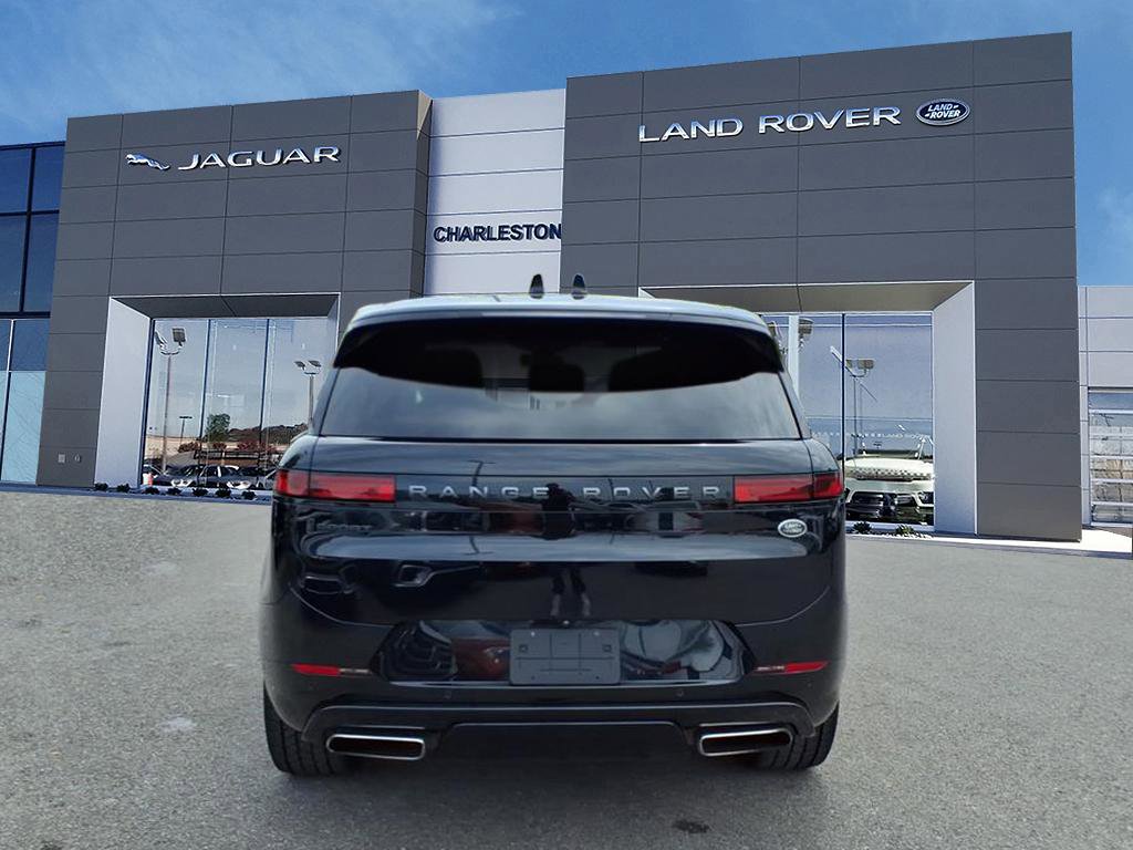 2023 Land Rover Range Rover Sport SE photo 4