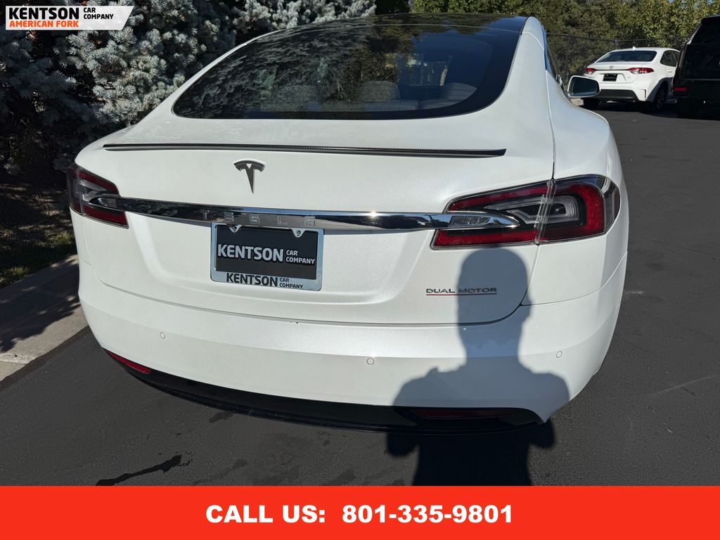 2020 Tesla Model S Performance photo 24