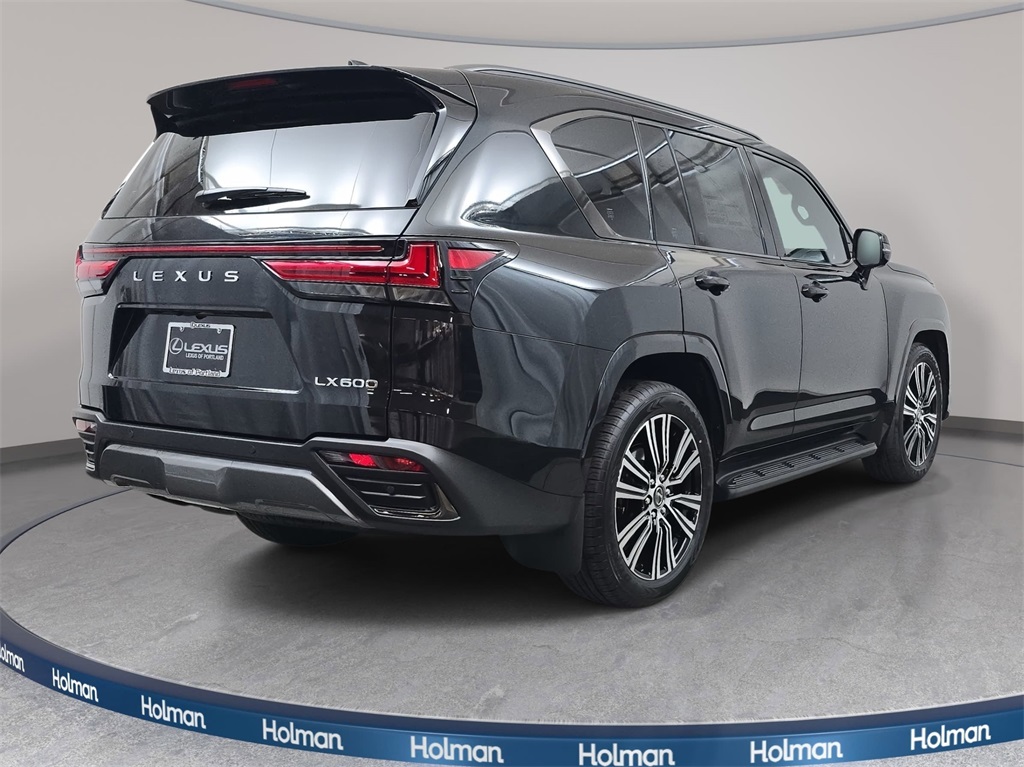 2026 Lexus LX 600 Luxury photo 4