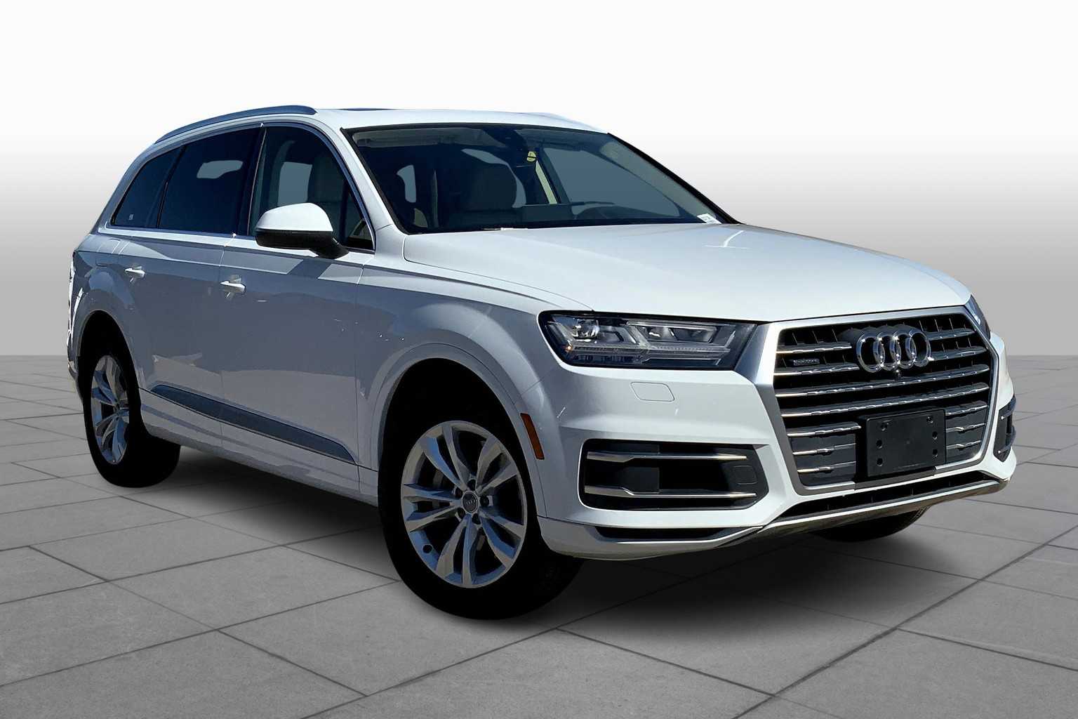 2019 Audi Q7 Premium photo 2