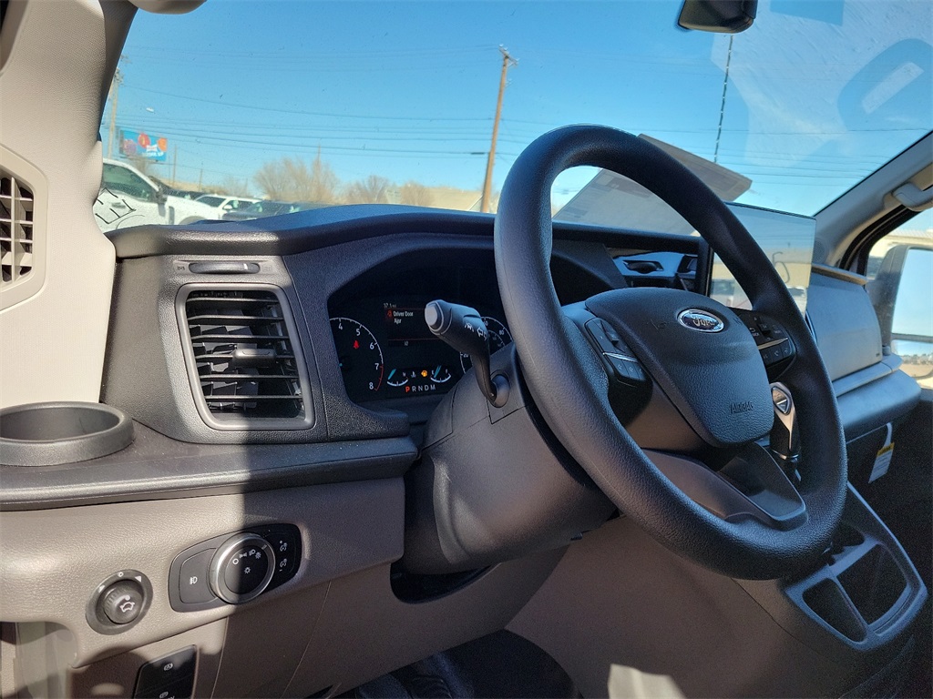 2024 Ford Transit Cutaway photo 11