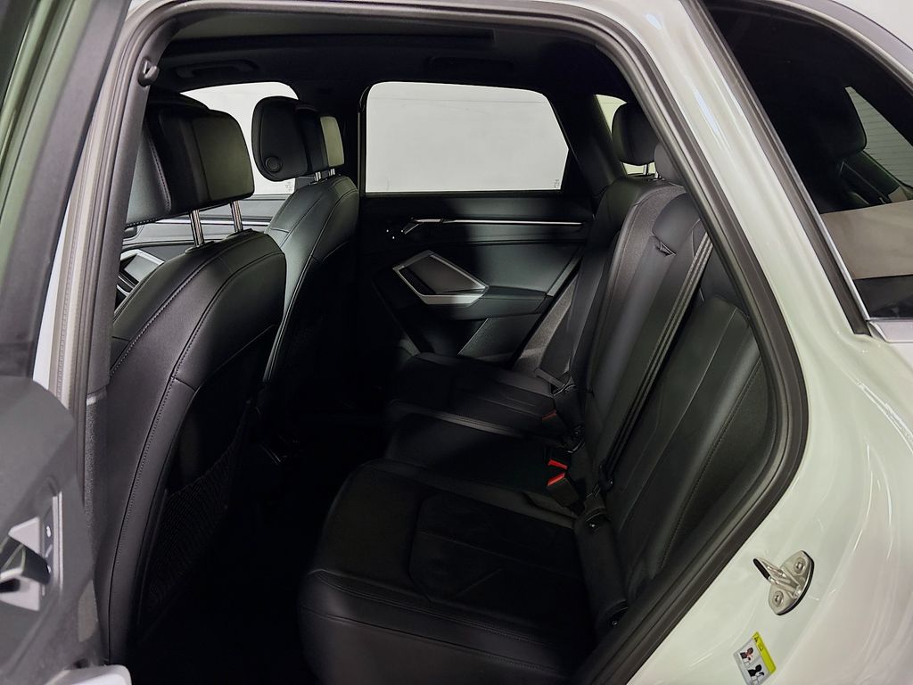 2024 Audi Q3 S line Premium photo 19