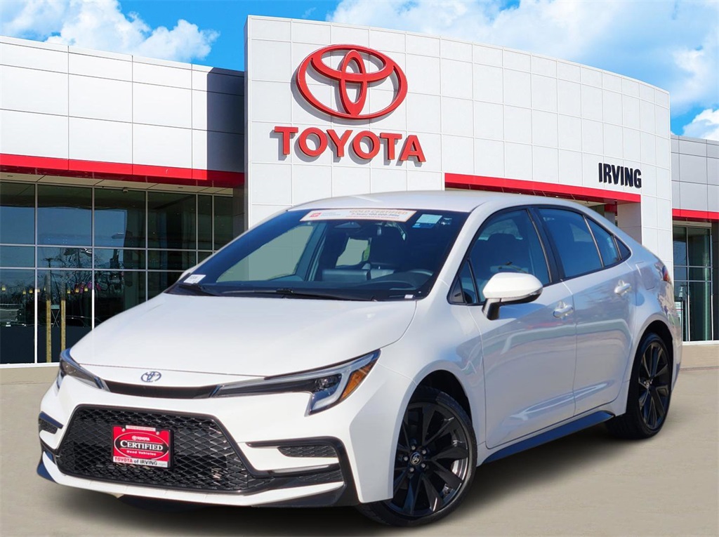 2024 Toyota Corolla SE's photo