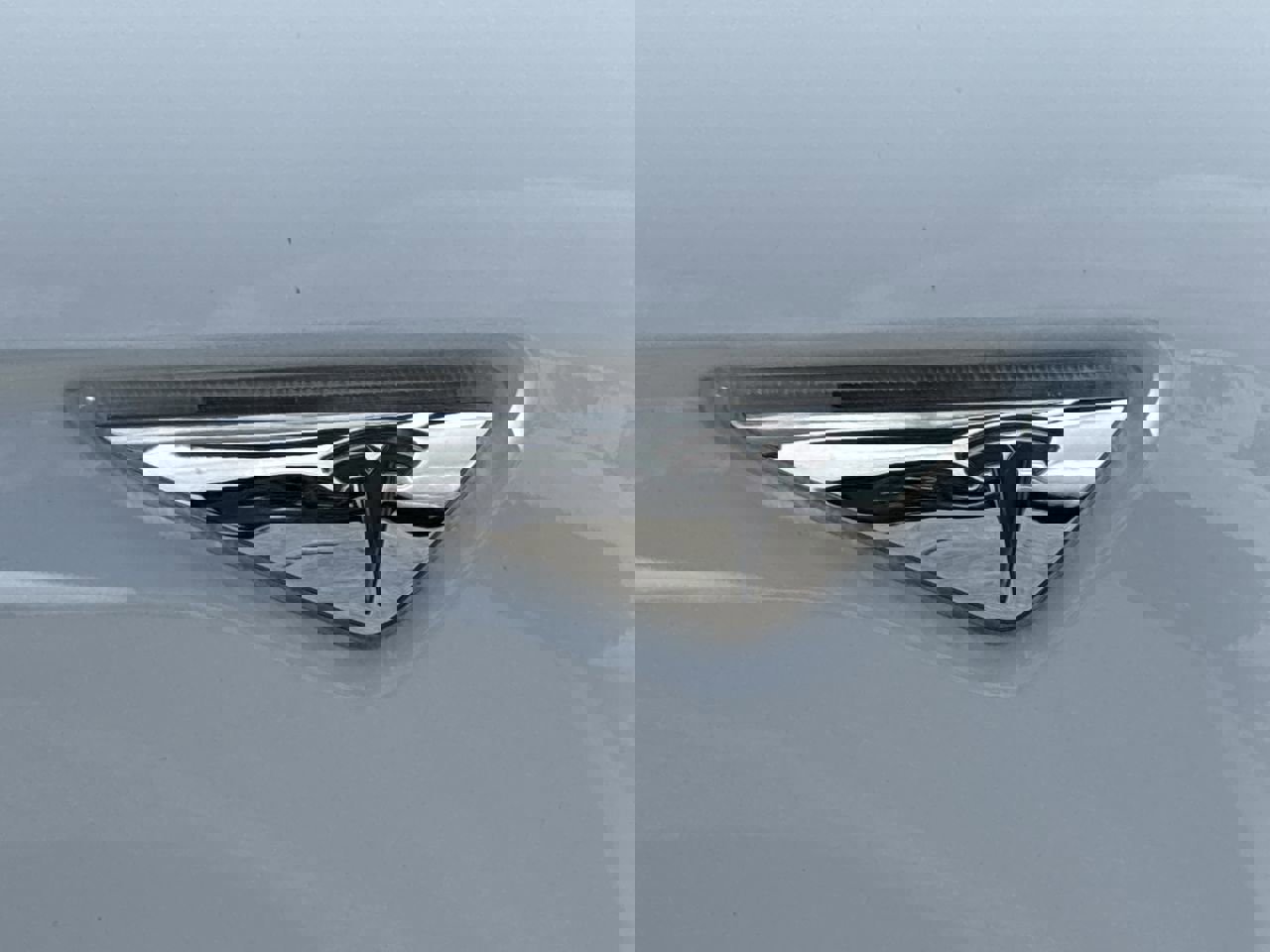 2016 Tesla Model S 60 photo 8