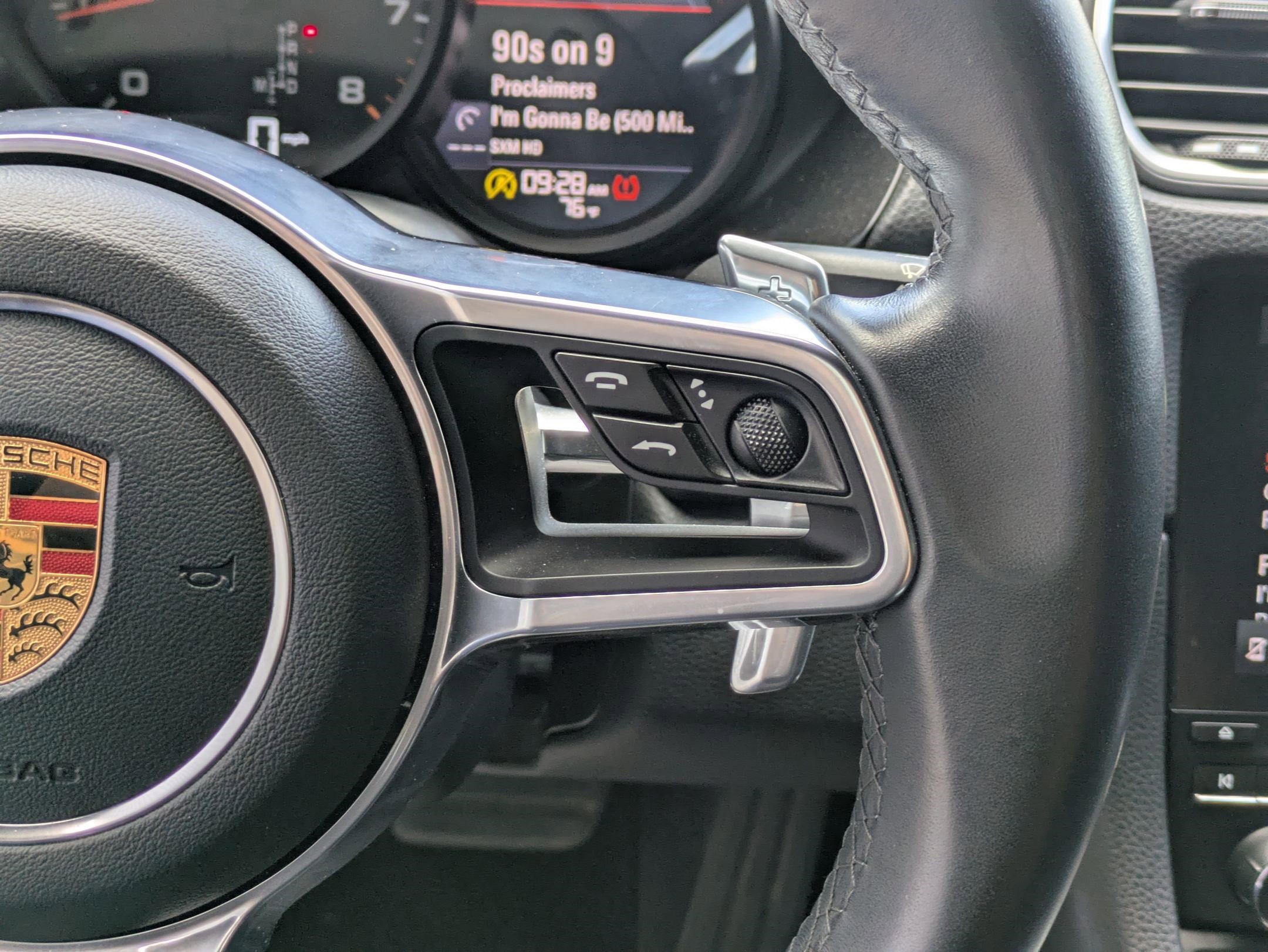 2019 Porsche Cayman T photo 18